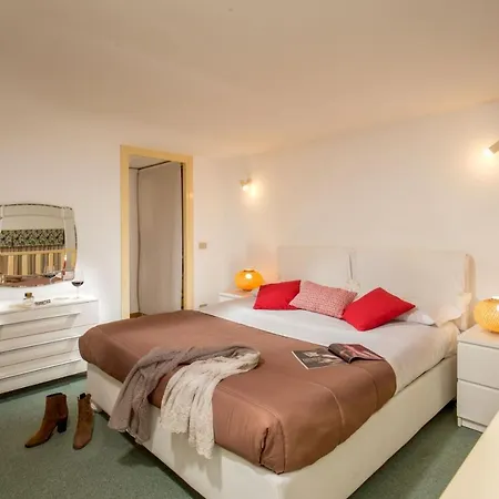 Appartamento Navona White